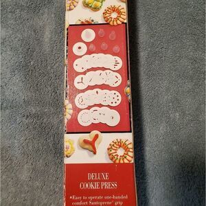 Deluxe cookie press  